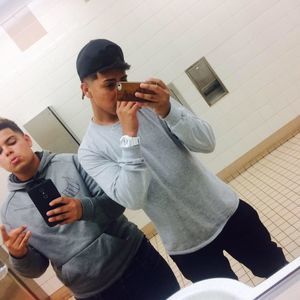 Meet your Posher, Omar